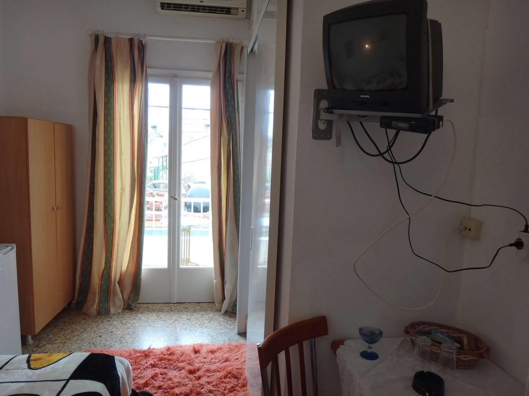 Sofia Rooms Loutra Edipsou  Eksteriør billede
