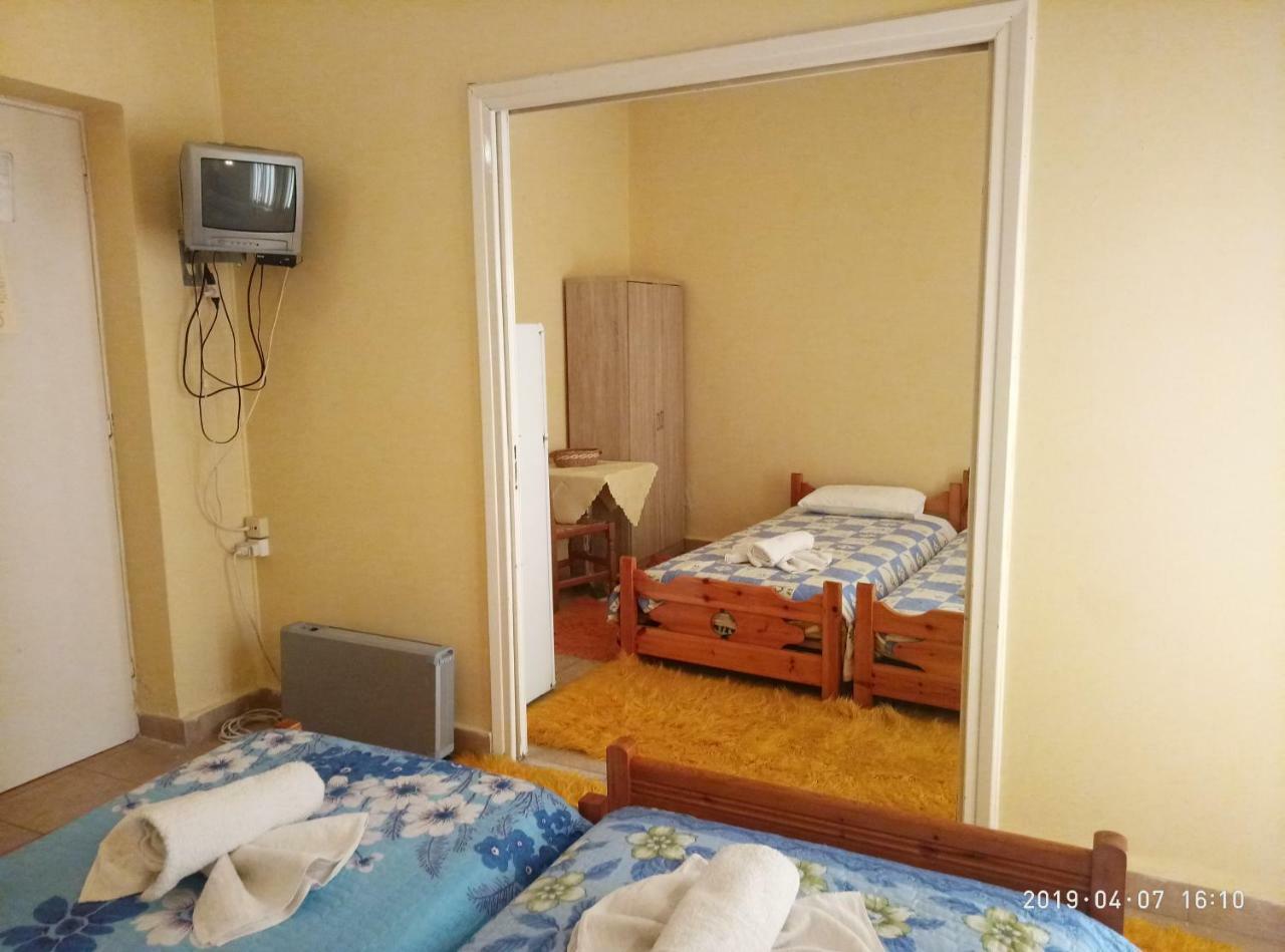 Sofia Rooms Loutra Edipsou  Eksteriør billede