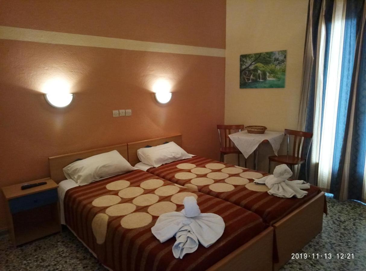 Sofia Rooms Loutra Edipsou  Eksteriør billede