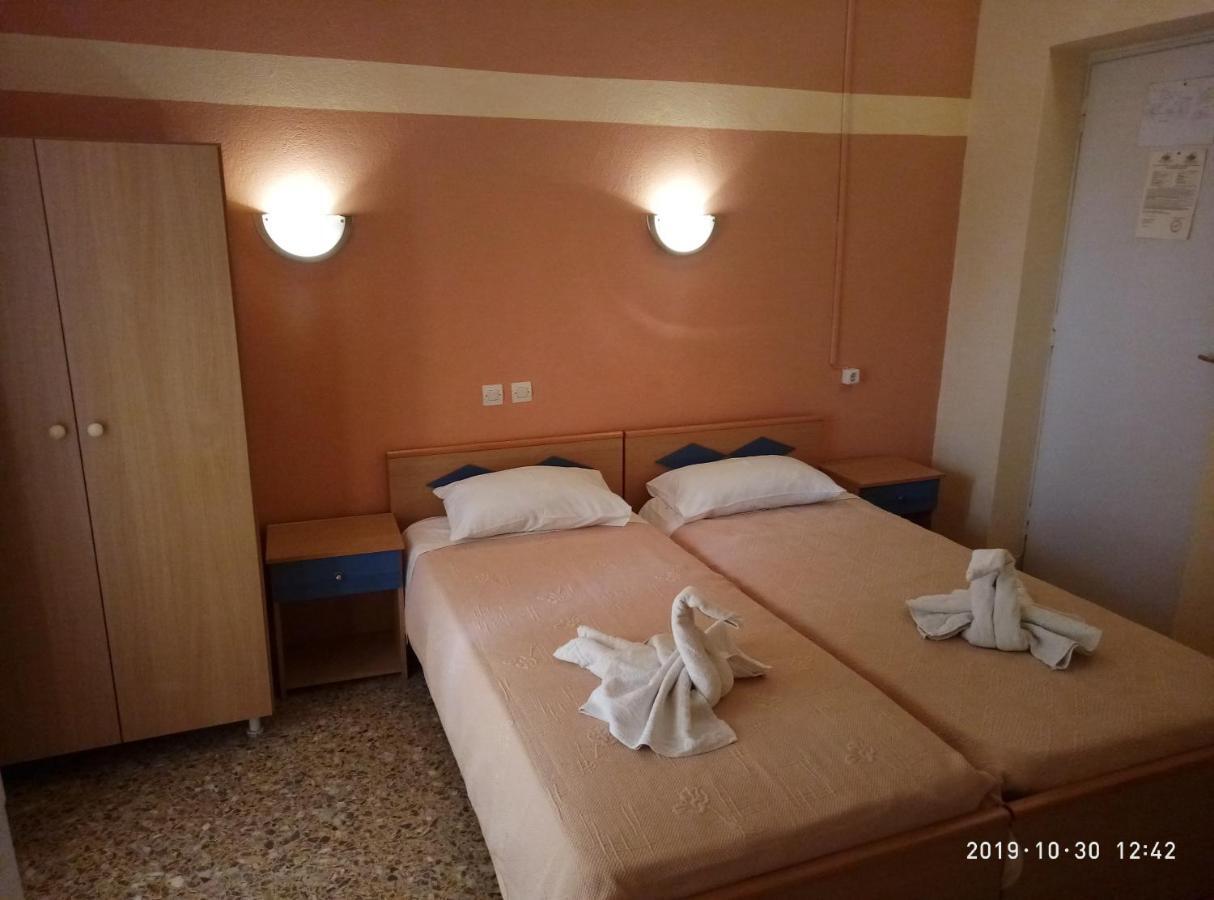 Sofia Rooms Loutra Edipsou  Eksteriør billede
